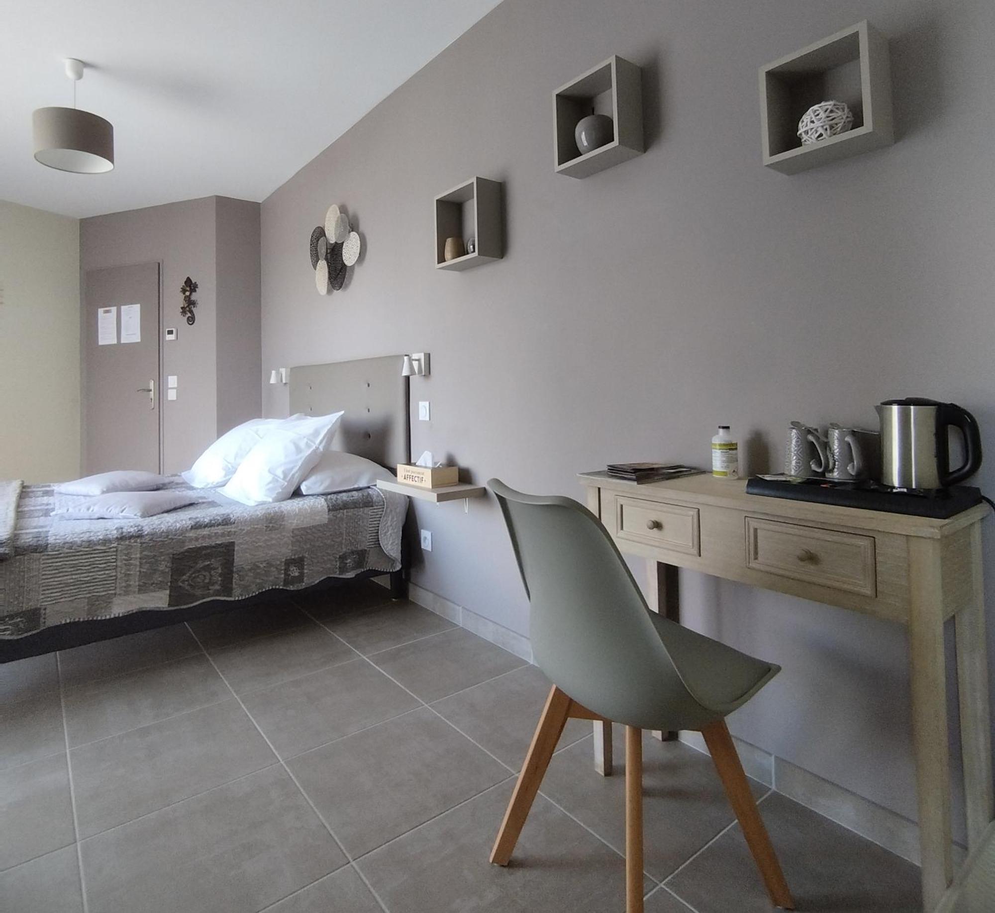 La Sarlamandre, Chambres Et Table D'Hotes Marcillac-Saint-Quentin المظهر الخارجي الصورة