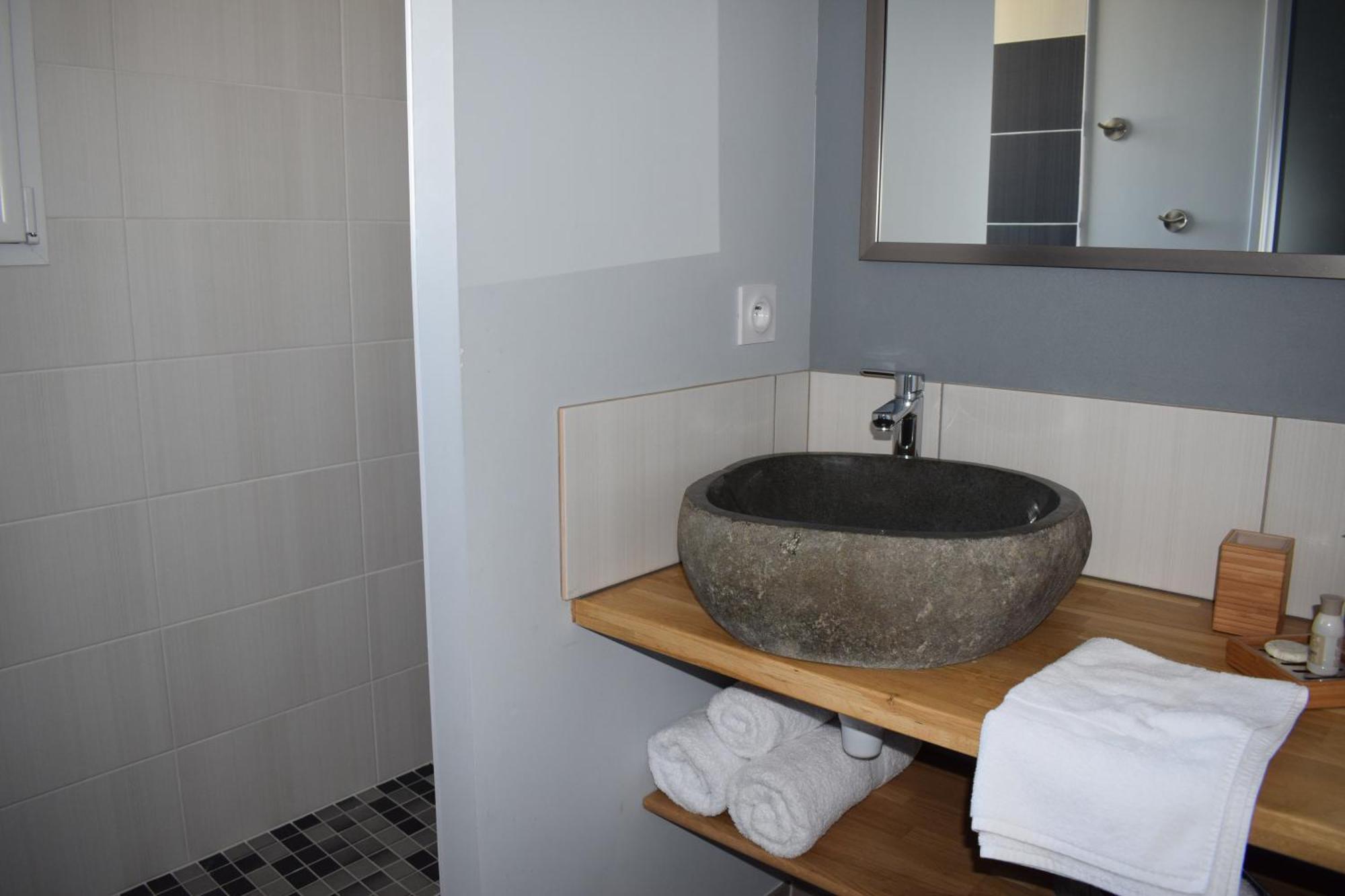 La Sarlamandre, Chambres Et Table D'Hotes Marcillac-Saint-Quentin المظهر الخارجي الصورة