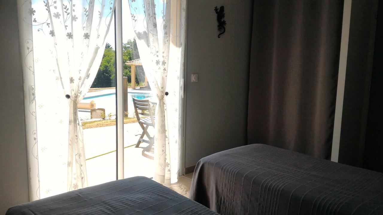 La Sarlamandre, Chambres Et Table D'Hotes Marcillac-Saint-Quentin المظهر الخارجي الصورة